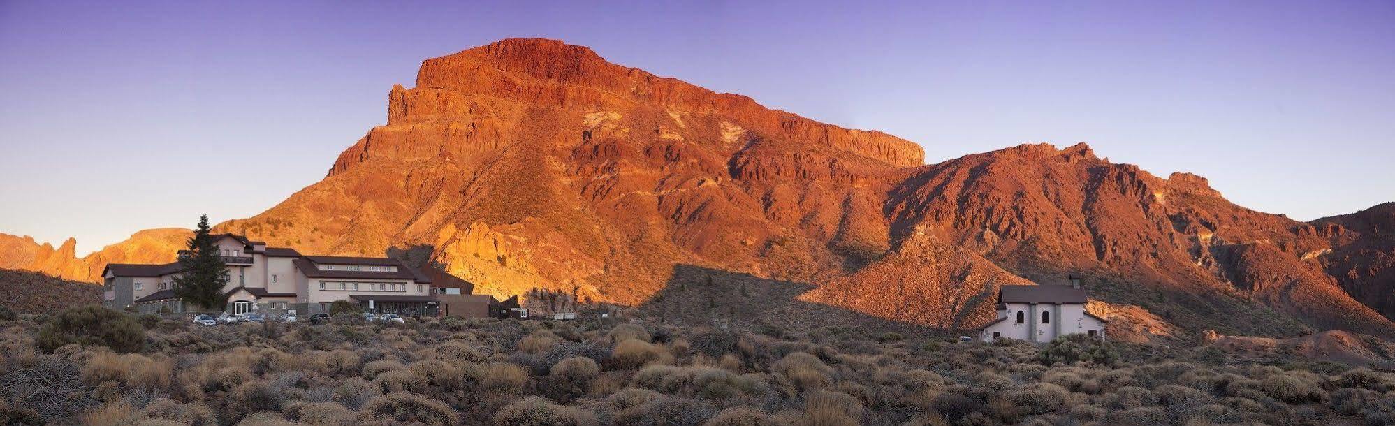 Hotel De Canadas Del Teide 3*